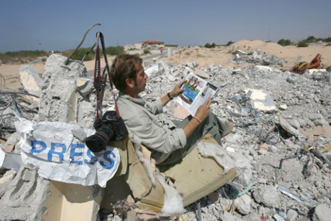 Création du service photo International